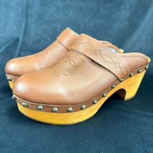 DINGO Women's DEADWOOD SANDALS Brown Leather Clogs Size 8M